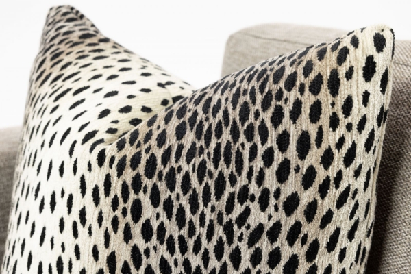 Picture of Olsen Loveseat